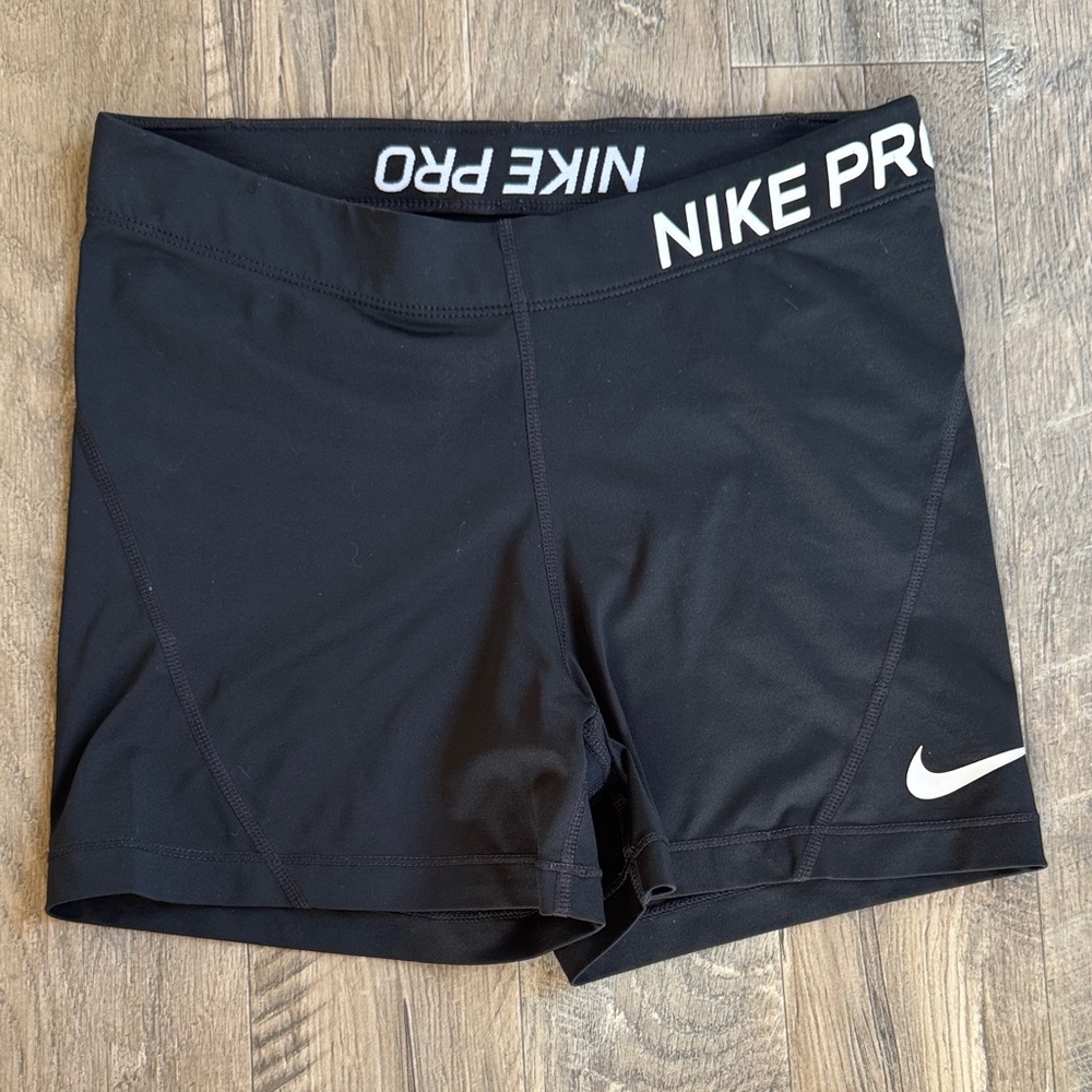 Nike Pro Women's Athletic Black Shorts - Size M